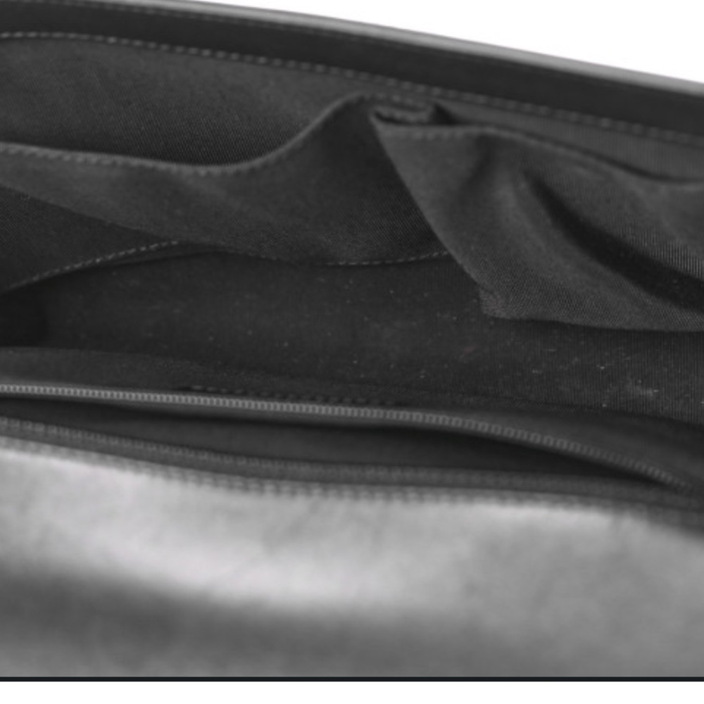Chanel Patent Calfskin New Medium Boy Flap - Picture 6 of 7